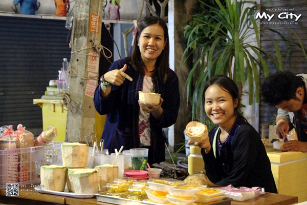ถนนคนเดินเมืองแพร่ เสน่ห์เมืองเล็กที่หลายคนมองข้าม ถนนคนเดินเมืองแพร่ เสน่ห์เมืองเล็กที่หลายคนมองข้าม