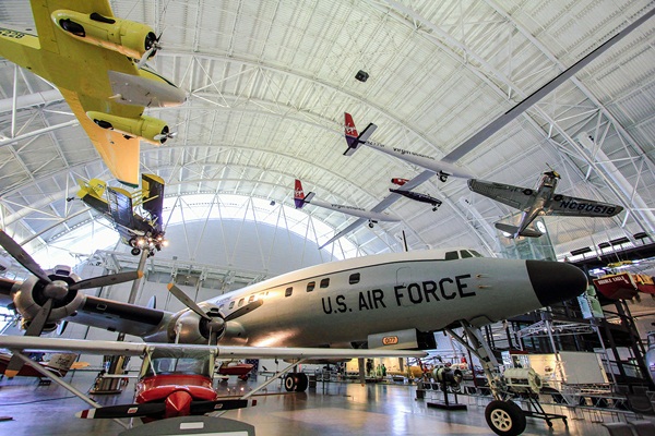 พาเที่ยว Steven F. Udvar-Hazy Center พิพิธภัณฑ์การบินและอวกาศ พาเที่ยว Steven F. Udvar-Hazy Center พิพิธภัณฑ์การบินและอวกาศ