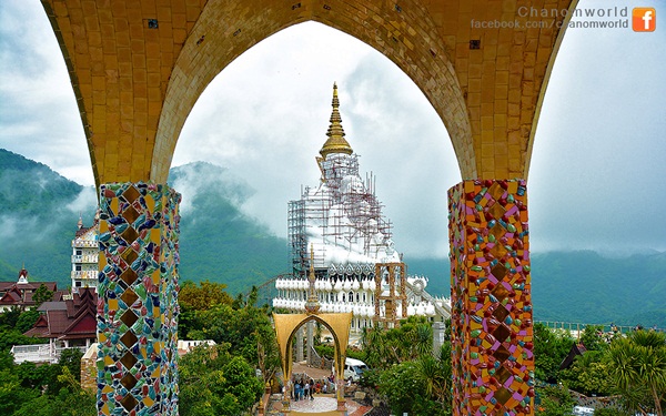 เมื่อสายหมอกโอบกอดขุนเขา @ ภูทับเบิก ในฤดูฝน เมื่อสายหมอกโอบกอดขุนเขา @ ภูทับเบิก ในฤดูฝน