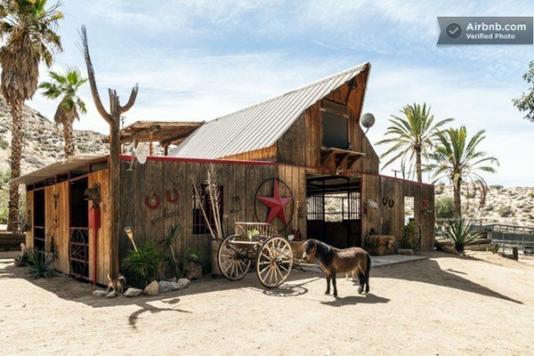 10 ที่พักในฝันจากทั่วโลก ที่เห็นแล้วต้องทึ่ง 10 ที่พักในฝันจากทั่วโลก ที่เห็นแล้วต้องทึ่ง