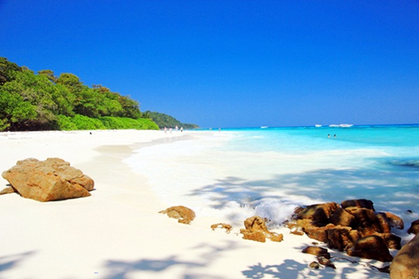 ยลเสน่ห์ 10 เกาะในฝัน ดินแดนสวรรค์ของคนรักทะเล ยลเสน่ห์ 10 เกาะในฝัน ดินแดนสวรรค์ของคนรักทะเล