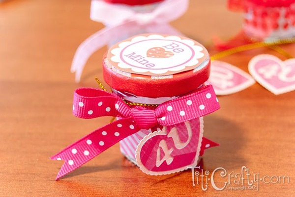 10 ของขวัญวาเลนไทน์สำหรับผู้ชาย DIY ง่าย ๆ ด้วยตัวเอง 10 ของขวัญวาเลนไทน์สำหรับผู้ชาย DIY ง่าย ๆ ด้วยตัวเอง