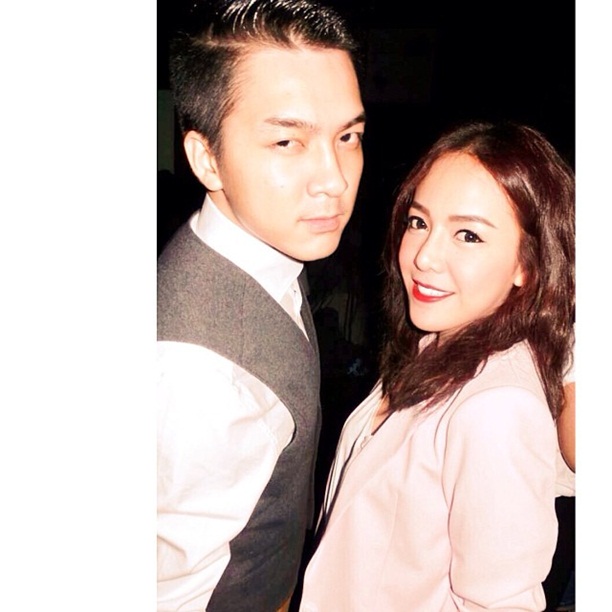 10 คู่รักคู่หวานวงการบันเทิง ประจำปี 2556 10 คู่รักคู่หวานวงการบันเทิง ประจำปี 2556