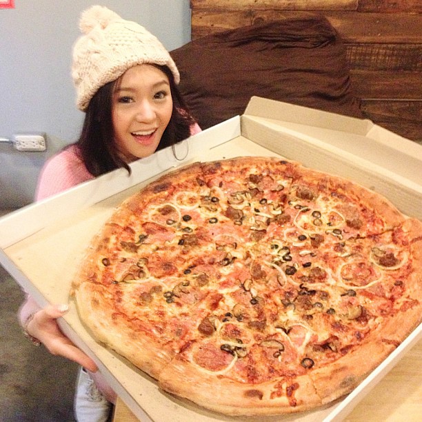 มายด์ ณภศศิ พยาบาลสาวตากลม จาก พรพรหมอลงเวง