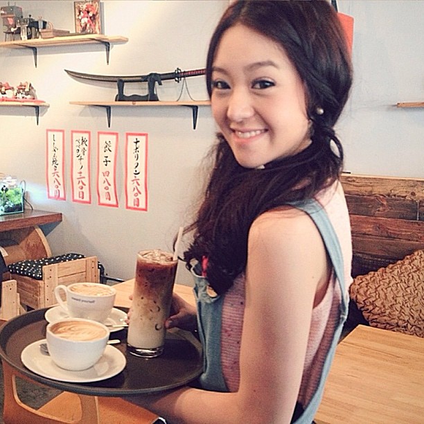 มายด์ ณภศศิ พยาบาลสาวตากลม จาก พรพรหมอลงเวง