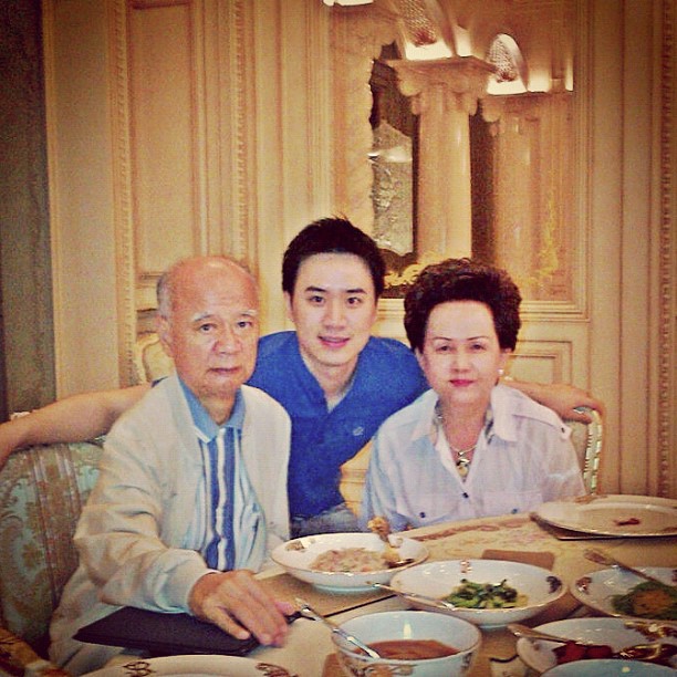 คุณพ่อโน้ต-น็อต รังษีสิงห์พิพัฒน์ เสียชีวิตแล้ว ครอบครัวร่วมไว้อาลัย คุณพ่อโน้ต-น็อต รังษีสิงห์พิพัฒน์ เสียชีวิตแล้ว ครอบครัวร่วมไว้อาลัย