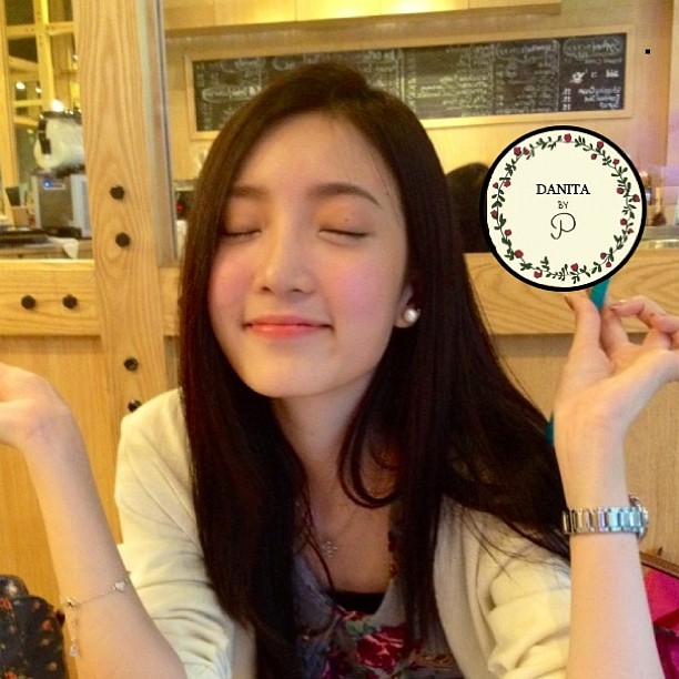 แพมแพม ดาราธิป พยาบาลหน้าใสใน พรพรหมอลเวง