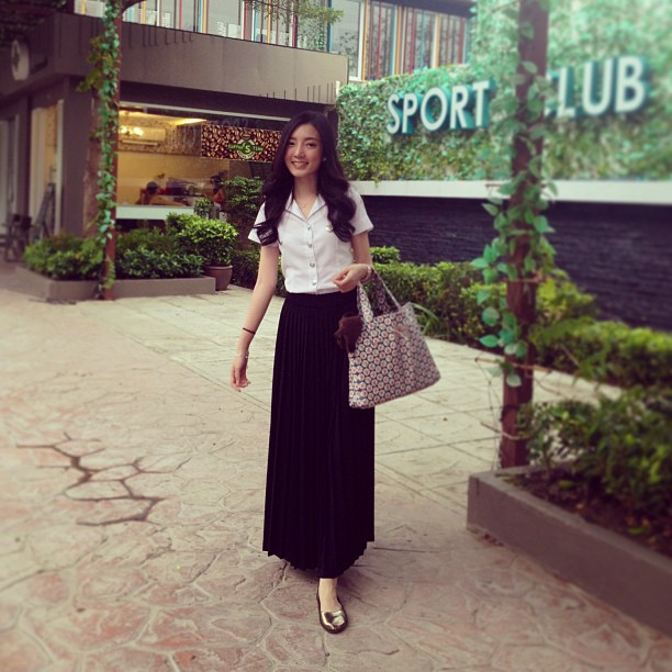 แพมแพม ดาราธิป พยาบาลหน้าใสใน พรพรหมอลเวง