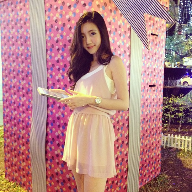 แพมแพม ดาราธิป พยาบาลหน้าใสใน พรพรหมอลเวง