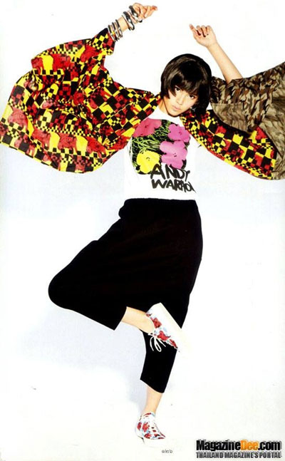 ณเดชน์ ญาญ่า ควงคู่ร่วมงานถ่ายนิตยสารพลอยแกมเพชร ณเดชน์ ญาญ่า ควงคู่ร่วมงานถ่ายนิตยสารพลอยแกมเพชร