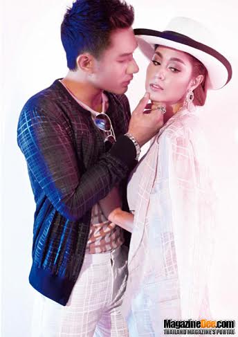 ขวัญ อุษามณี - อ๋อม อรรคพันธ์ จับคู่ให้แฟน ๆ จิ้น บนปก ขวัญเรือน ขวัญ อุษามณี - อ๋อม อรรคพันธ์ จับคู่ให้แฟน ๆ จิ้น บนปก ขวัญเรือน