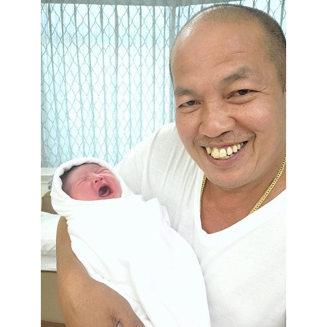 ไอซ์ จีรนันท์ คลอดลูกสาวแล้ว ตั้งชื่อน้องณิลลา ไอซ์ จีรนันท์ คลอดลูกสาวแล้ว ตั้งชื่อน้องณิลลา