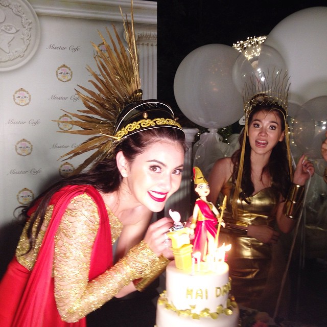 ใหม่ ดาวิกา ใหม่ ดาวิกา