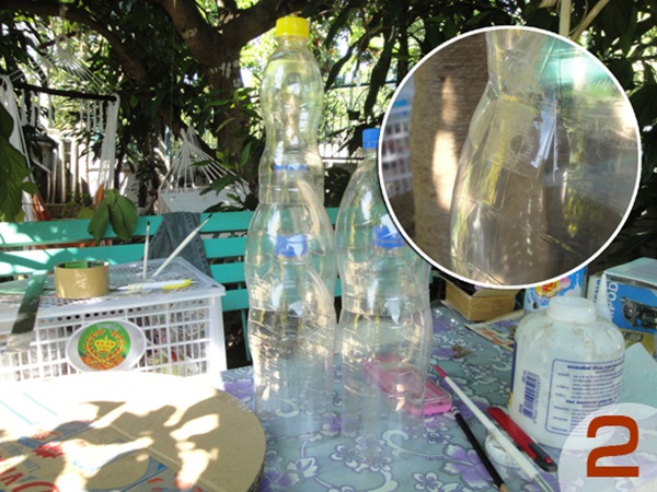 DIY ที่ลับเล็บแมวจากขวดพลาสติก ไอเดียนี้เหมียวปลื้ม DIY ที่ลับเล็บแมวจากขวดพลาสติก ไอเดียนี้เหมียวปลื้ม