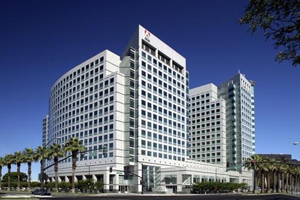 20 สุดยอดบริษัทในฝันของมนุษย์เงินเดือนปี 2015 20 สุดยอดบริษัทในฝันของมนุษย์เงินเดือนปี 2015