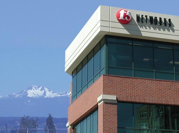 20 สุดยอดบริษัทในฝันของมนุษย์เงินเดือนปี 2015 20 สุดยอดบริษัทในฝันของมนุษย์เงินเดือนปี 2015