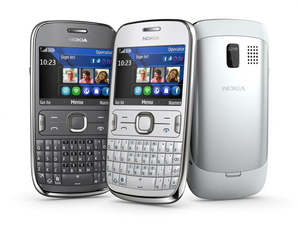 ส่องมือถือ-แท็บเล็ต 45 รุ่นใหม่ ในงาน Mobile Show 2012