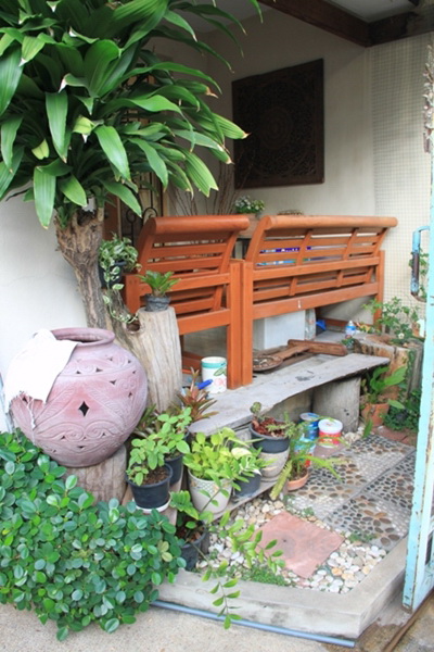 จัดสวนริมรั้ว จัดสวนริมรั้ว