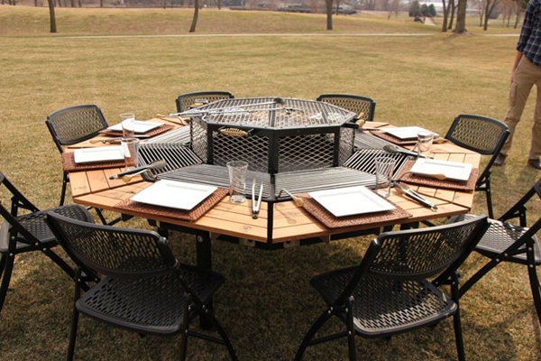 โต๊ะปิ้งย่างแปดเหลี่ยม อิ่มสะดวกทั้งครอบครัว โต๊ะปิ้งย่างแปดเหลี่ยม อิ่มสะดวกทั้งครอบครัว