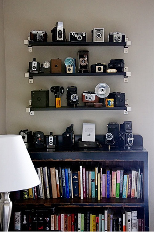 8 ไอเดียเก๋ไก๋ เปลี่ยนชั้นวางหนังสือ ให้ไม่ธรรมดา 8 ไอเดียเก๋ไก๋ เปลี่ยนชั้นวางหนังสือ ให้ไม่ธรรมดา