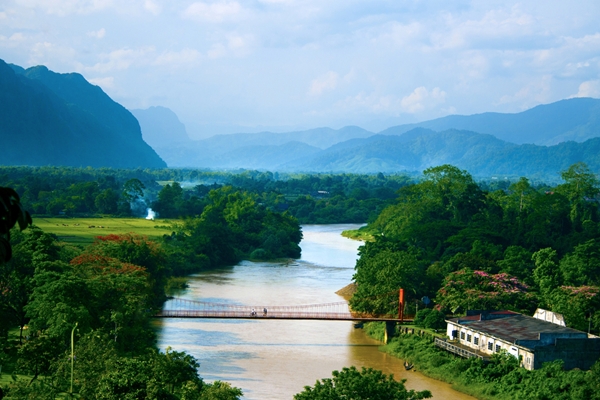 10 อันดับสถานที่ท่องเที่ยวสุดฮิต มนต์เสน่ห์เมืองลาว 10 อันดับสถานที่ท่องเที่ยวสุดฮิต มนต์เสน่ห์เมืองลาว