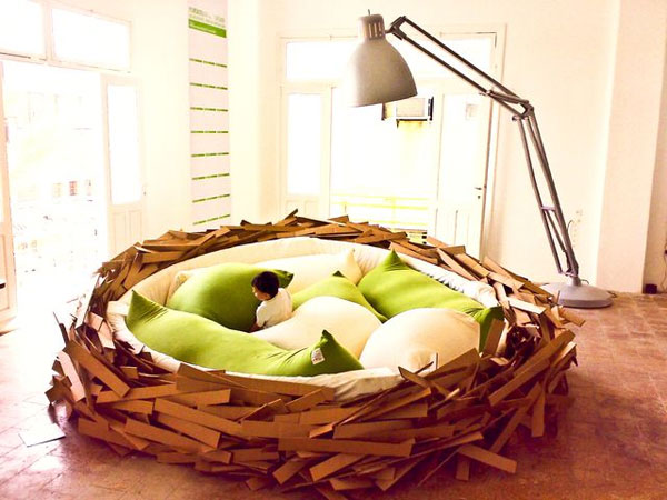 เตียงนอนรังนกขนาดมหึมา นุ่มนิ่ม น่านอน