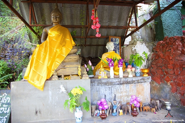 ท่องเที่ยวไทย เยือนถ้ำเมืองออน ชมหินงาม สักการะพระธาตุนมผา ท่องเที่ยวไทย เยือนถ้ำเมืองออน ชมหินงาม สักการะพระธาตุนมผา