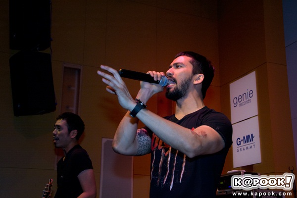 BIG ASS จัดเต็ม 5 เพลง โชว์มินิคอนเสิร์ตเปิดอัลบั้มใหม่