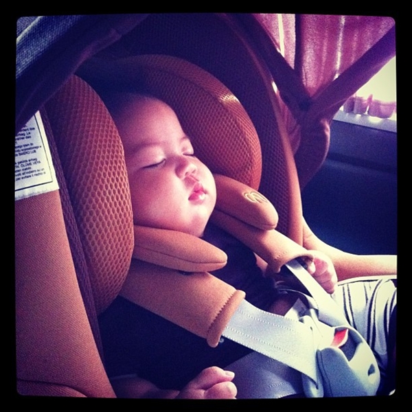 น้องธอน ลูกชาย กิ๊ก สุวัจนี น้องธอน ลูกชาย กิ๊ก สุวัจนี