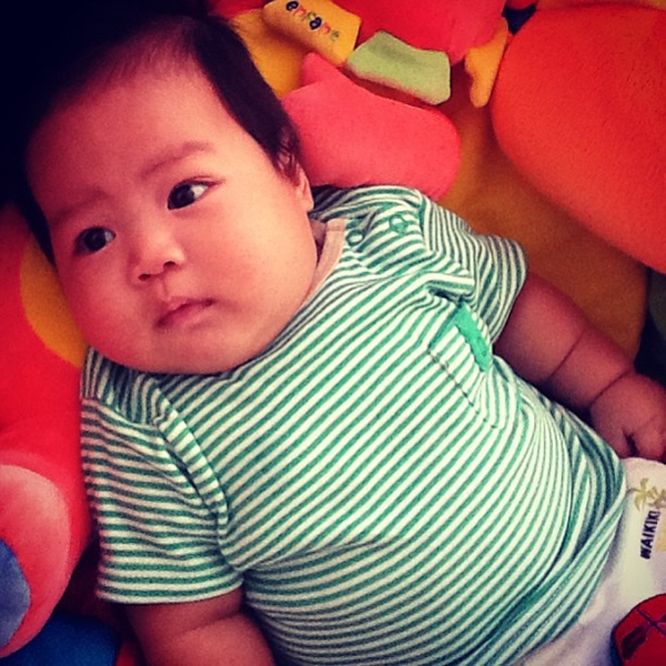 น้องธอน ลูกชาย กิ๊ก สุวัจนี น้องธอน ลูกชาย กิ๊ก สุวัจนี
