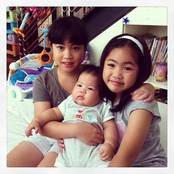 น้องธอน ลูกชาย กิ๊ก สุวัจนี น้องธอน ลูกชาย กิ๊ก สุวัจนี