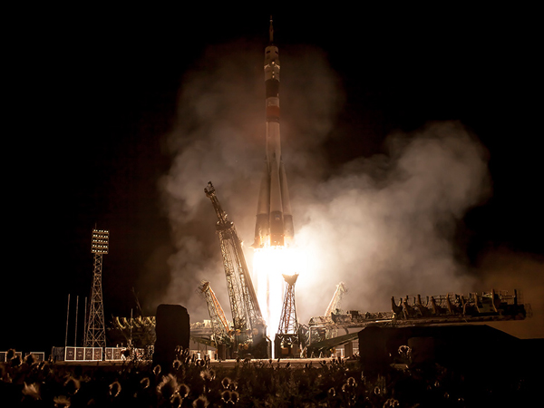 ยานโซยุซ ส่งนักบินอวกาศชุดใหม่ถึงสถานีอวกาศ ISS แล้ว ยานโซยุซ ส่งนักบินอวกาศชุดใหม่ถึงสถานีอวกาศ ISS แล้ว