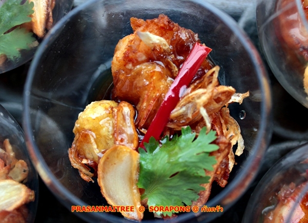 เมนูอาหาร ไข่กุ้งทอดซอสมะขาม เมนูอาหาร ไข่กุ้งทอดซอสมะขาม