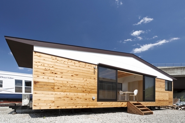 บ้านติดล้อ สร้างง่าย ย้ายสะดวกไม่กลัวน้ำท่วม บ้านติดล้อ สร้างง่าย ย้ายสะดวกไม่กลัวน้ำท่วม