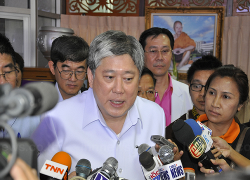 ประดิษฐ สินธวณรงค์ ประดิษฐ สินธวณรงค์