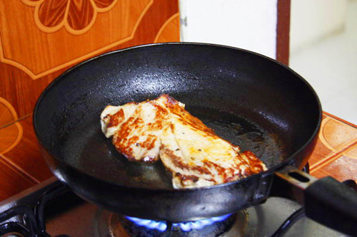 สเต็กหมูซอสเห็ดหอม สเต็กหมูซอสเห็ดหอม