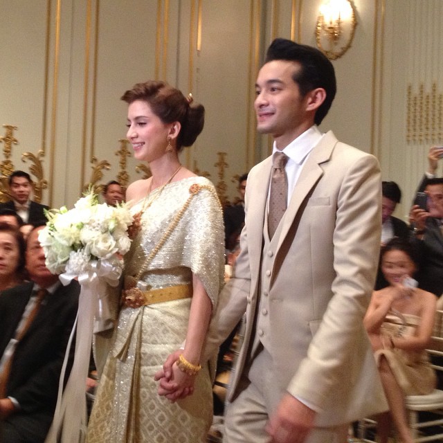 งานแต่งเปิ้ล ภารดี นิว เชื้อชาติ งานแต่งเปิ้ล ภารดี นิว เชื้อชาติ