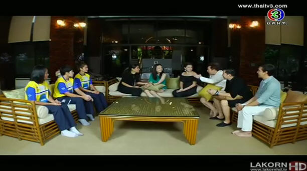 เปิดบ้าน มาดามแป้ง นวลพรรณ ล่ำซำ ในตีท้ายครัว เปิดบ้าน มาดามแป้ง นวลพรรณ ล่ำซำ ในตีท้ายครัว