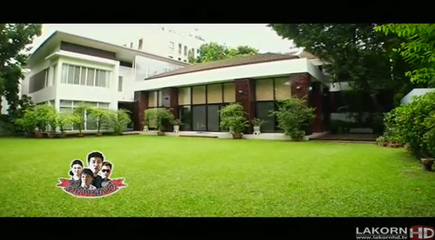 เปิดบ้าน มาดามแป้ง นวลพรรณ ล่ำซำ ในตีท้ายครัว เปิดบ้าน มาดามแป้ง นวลพรรณ ล่ำซำ ในตีท้ายครัว