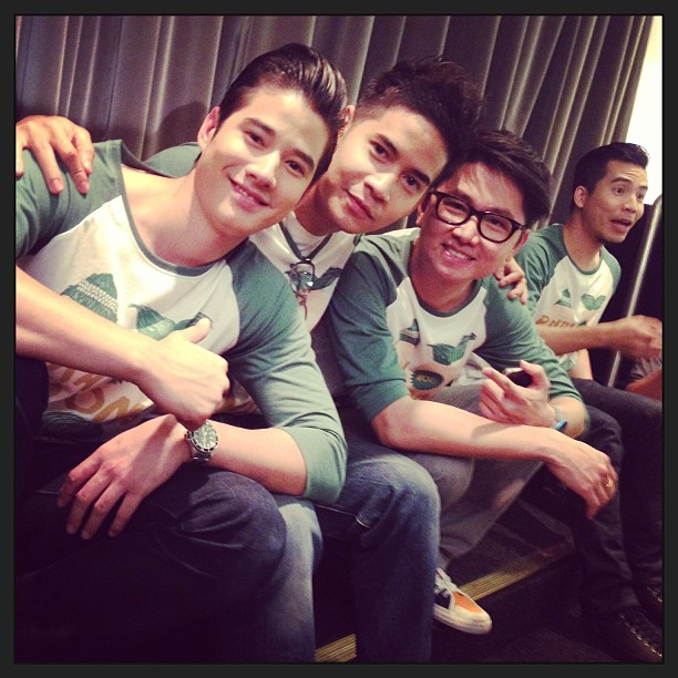 พี่มากพระโขนง ฉลองครบ 1,000 ล้าน