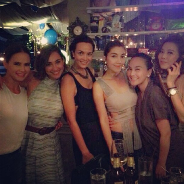 วันเกิด ชาคริต วันเกิด ชาคริต