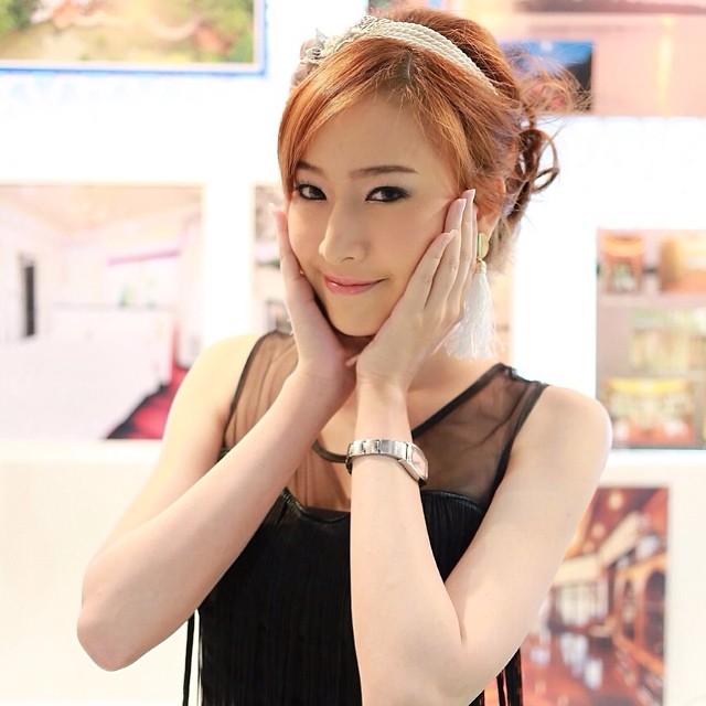 แคร์ ฉัตรฑริกา สิทธิพรม แคร์ ฉัตรฑริกา สิทธิพรม