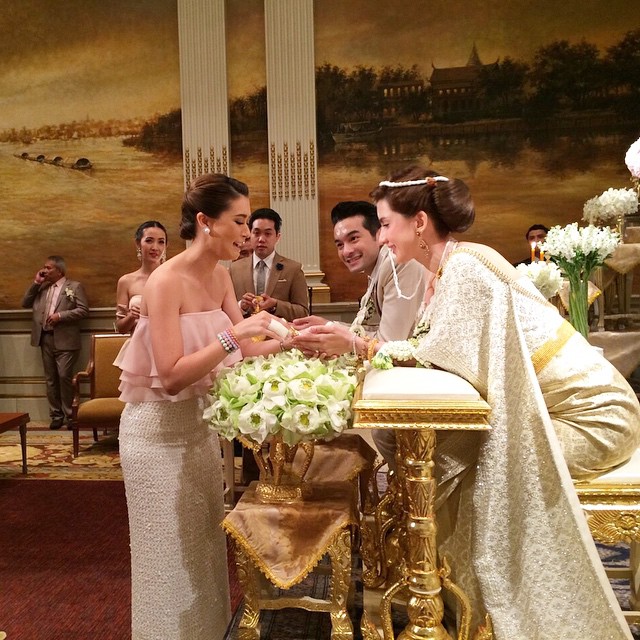 งานแต่งเปิ้ล ภารดี นิว เชื้อชาติ งานแต่งเปิ้ล ภารดี นิว เชื้อชาติ