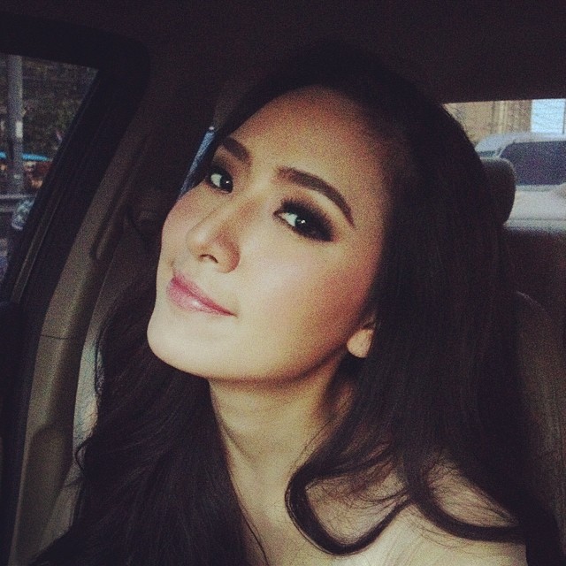 แคร์ ฉัตรฑริกา สิทธิพรม แคร์ ฉัตรฑริกา สิทธิพรม