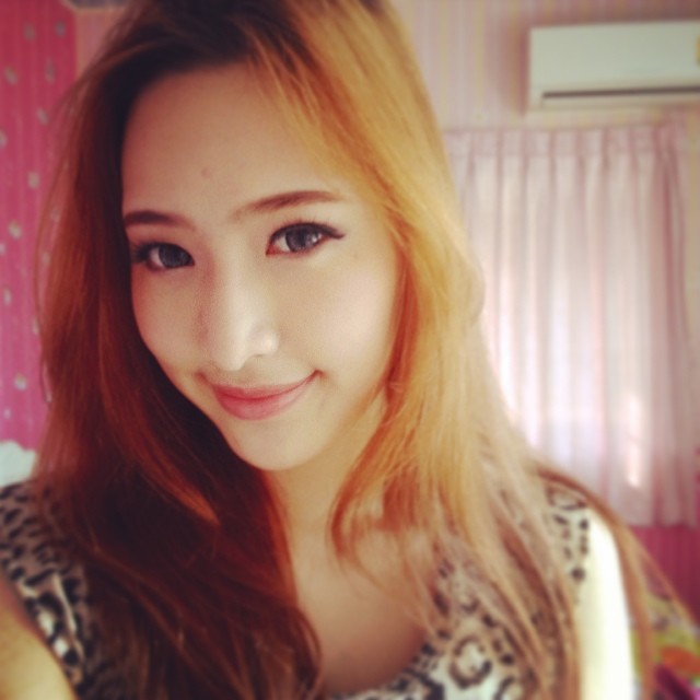 แคร์ ฉัตรฑริกา สิทธิพรม แคร์ ฉัตรฑริกา สิทธิพรม