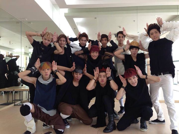 Millenium Boy วงโคฟเวอร์ EXO Millenium Boy วงโคฟเวอร์ EXO