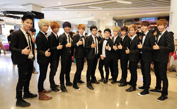 Millenium Boy วงโคฟเวอร์ EXO Millenium Boy วงโคฟเวอร์ EXO