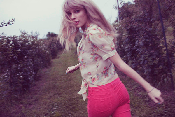 เทย์เลอร์ สวิฟต์ Taylor Swift เทย์เลอร์ สวิฟต์ Taylor Swift