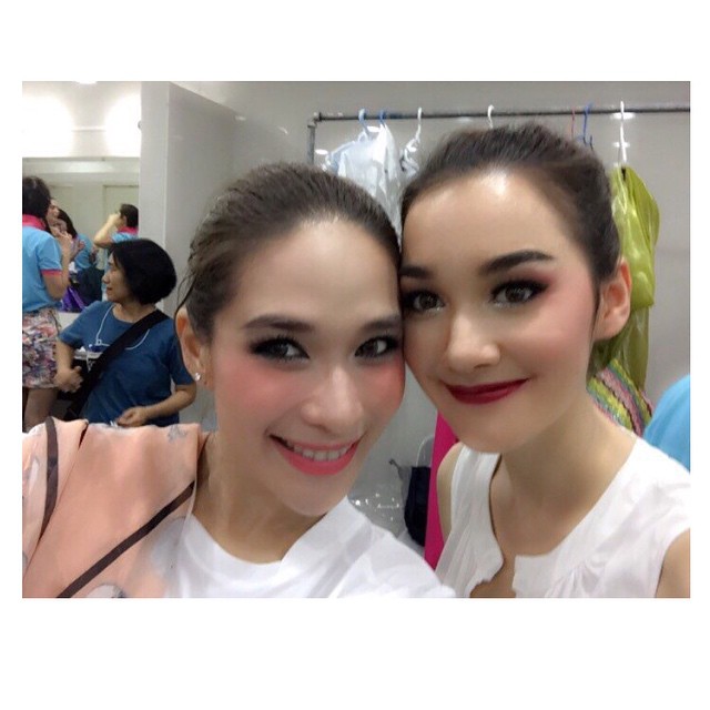 พลอย เฌอมาลย์ โพสต์ข้อความสุดซึ้งถึง เดียร์น่า ฟลีโป พลอย เฌอมาลย์ โพสต์ข้อความสุดซึ้งถึง เดียร์น่า ฟลีโป