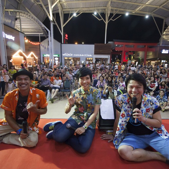 รวมภาพดารา แฮปปี้ดี๊ด๊าเล่นน้ำวันสงกรานต์ สาดน้ำกันสนุกเว่อร์ รวมภาพดารา แฮปปี้ดี๊ด๊าเล่นน้ำวันสงกรานต์ สาดน้ำกันสนุกเว่อร์